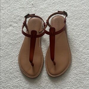 Cushionaire brown sandals Size 7